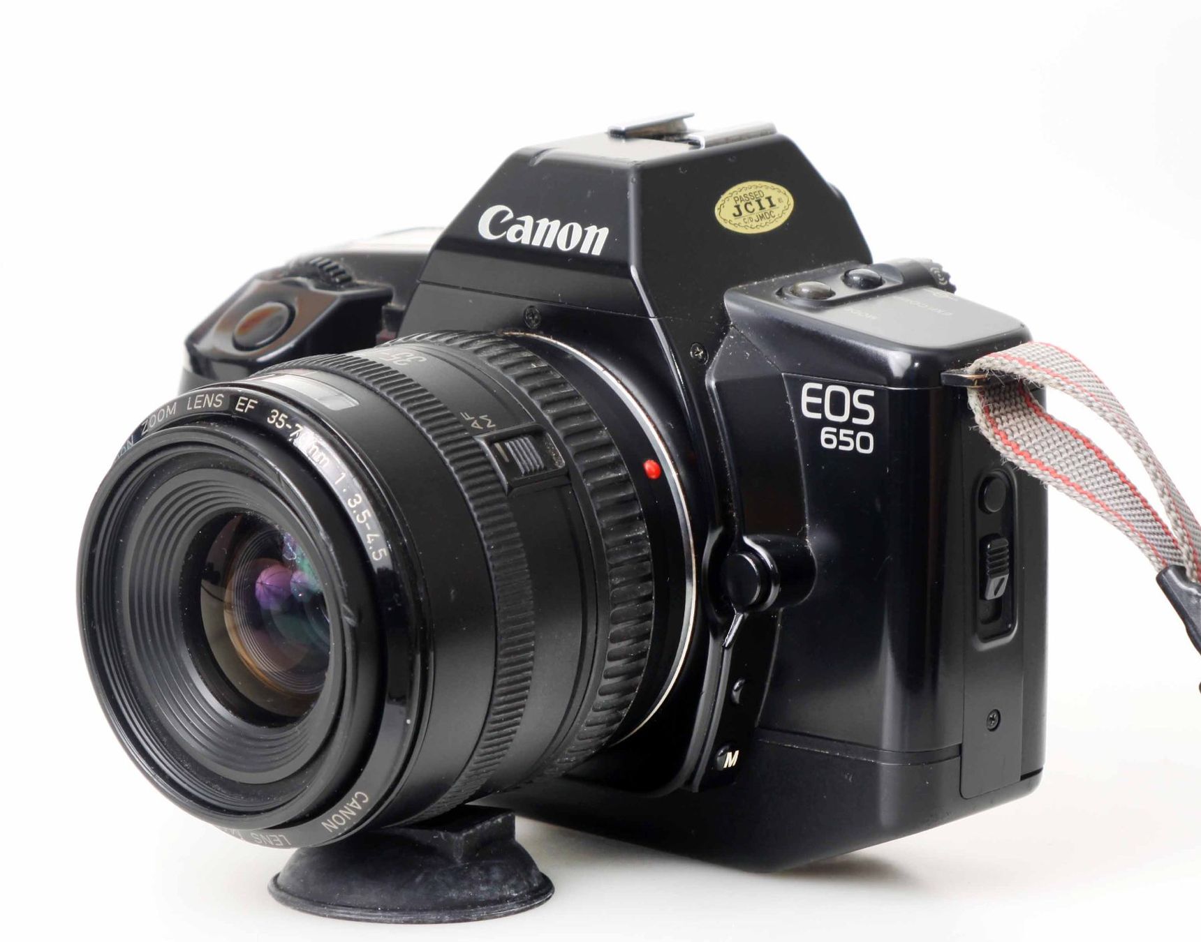 Canon Fotocamera: Canon EOS 650 mit Objektiv 35-70mm 1:3,5-4.5 – Usato da Jona venduto da Sandy31 1
