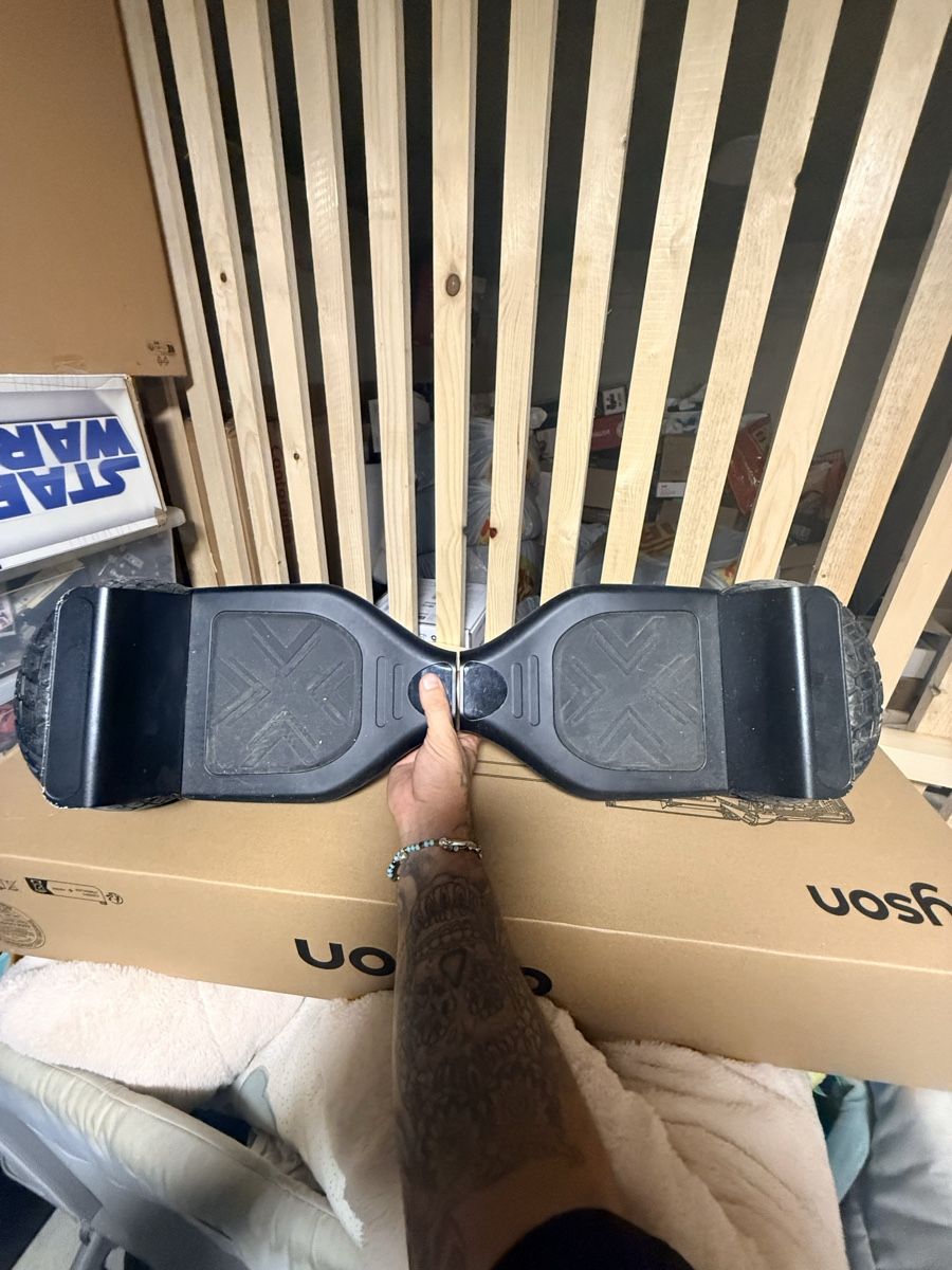 Hoverboard: Hoverboard – Usato da Pomy venduto da Asw.luxury 1