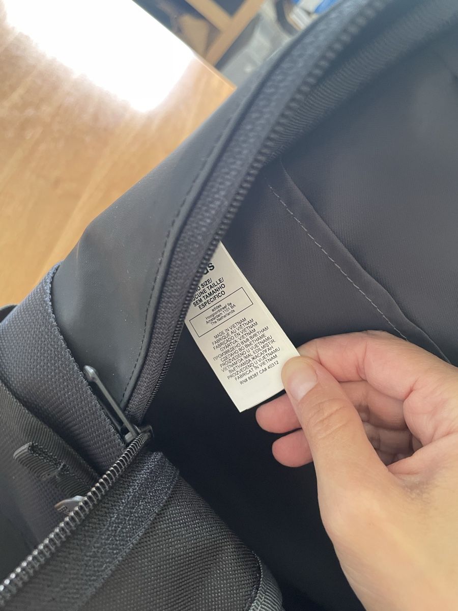 Adidas Zaini: Adidas Loadspring Backpack black  – Usato da Meilen venduto da val_tsv8 7