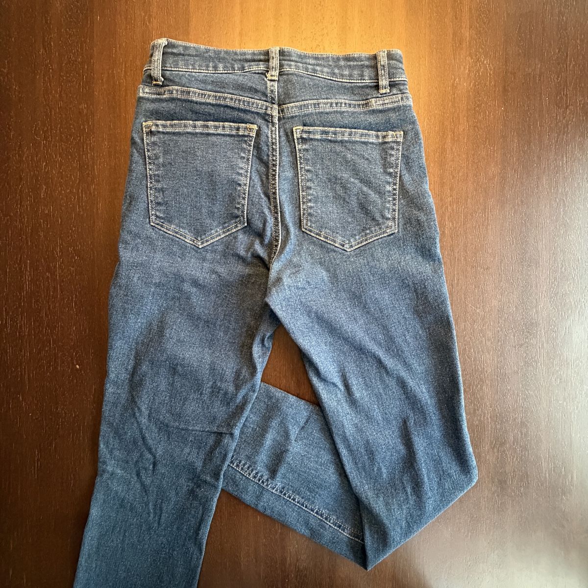 H&M Jeans: H&M JEANS EUR 34 – Nuovo (secondo la descrizione) da Uetikon am see venduto da seller.2020 1