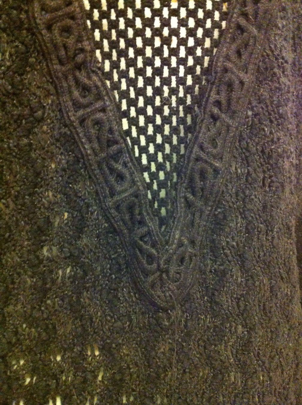 Maglioni & Felpe: Vintage Damen Pullover Patchwork Chenille Spitze schwarz L – Usato da Zürich venduto da rar_b2y9 7