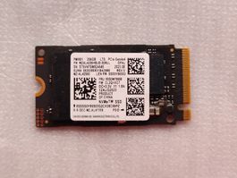 Samsung SSD 256GB NVMe PCIe Gen4x4 M.2