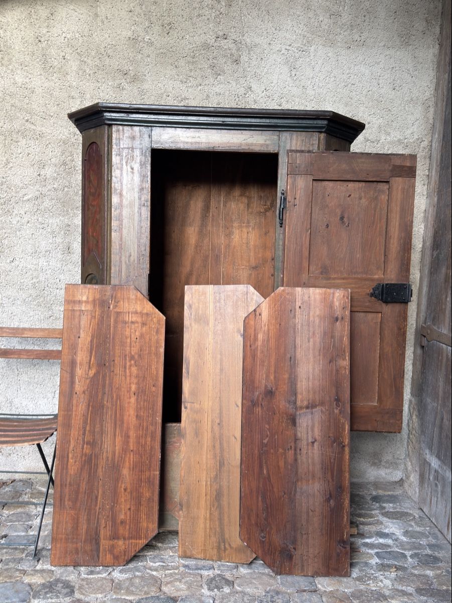 Armadi: Antiker Schrank – Usato da Zürich venduto da El-Ga 4