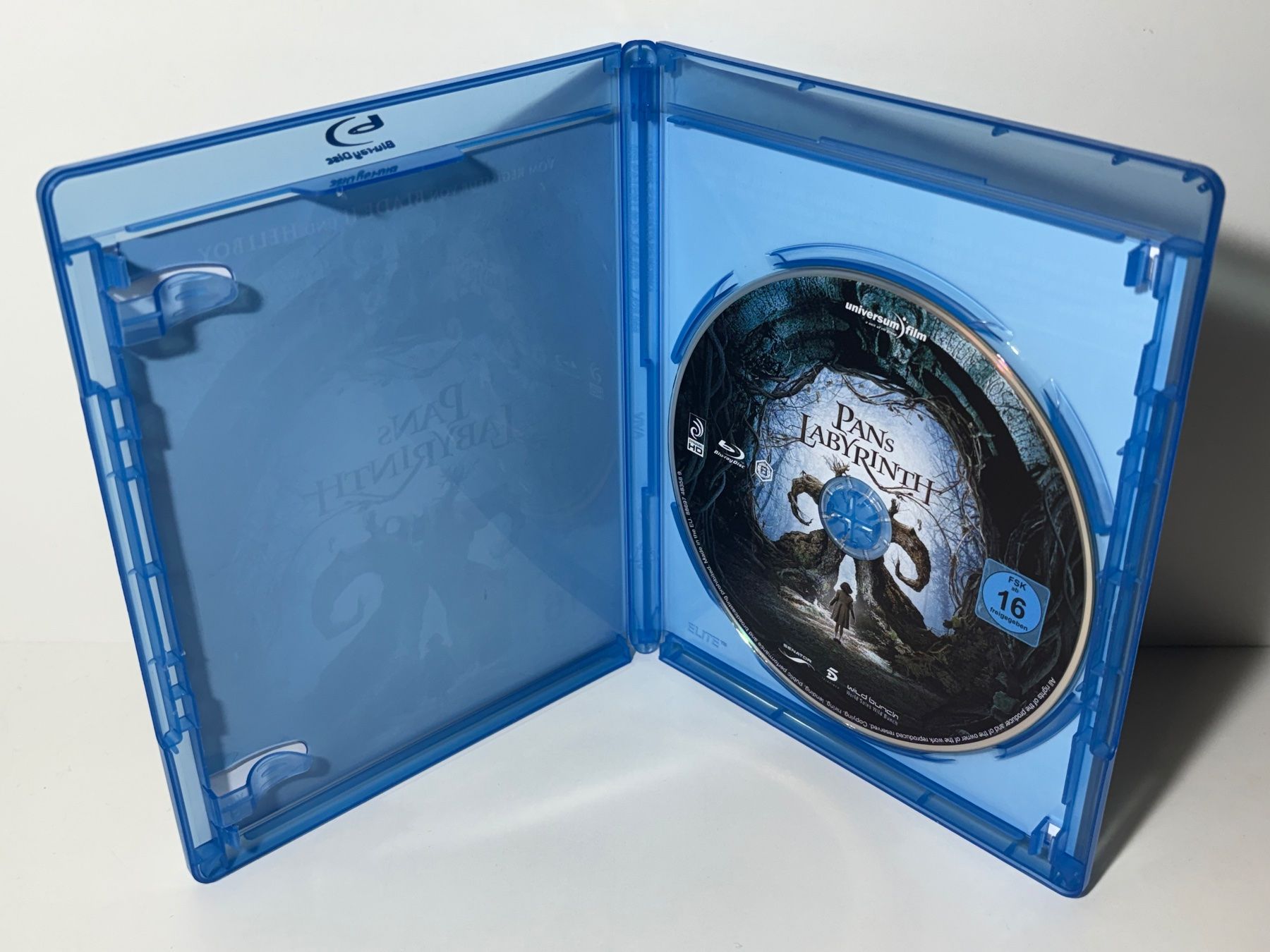 Tous les DVDs: Pans Labyrinth Blu Ray – D'occasion à Wilderswil par Sstriker 2