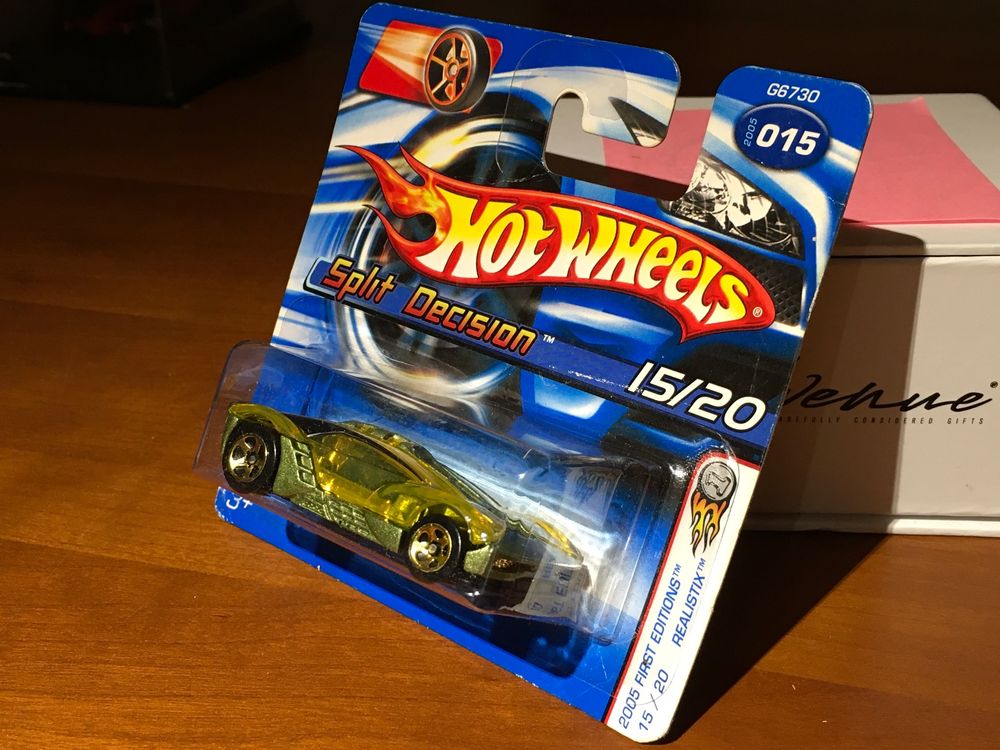 Hot Wheels 2005 First Editions #1/20 REALISTIX Shelby Cobra Concept - Modello Da Collezione #001