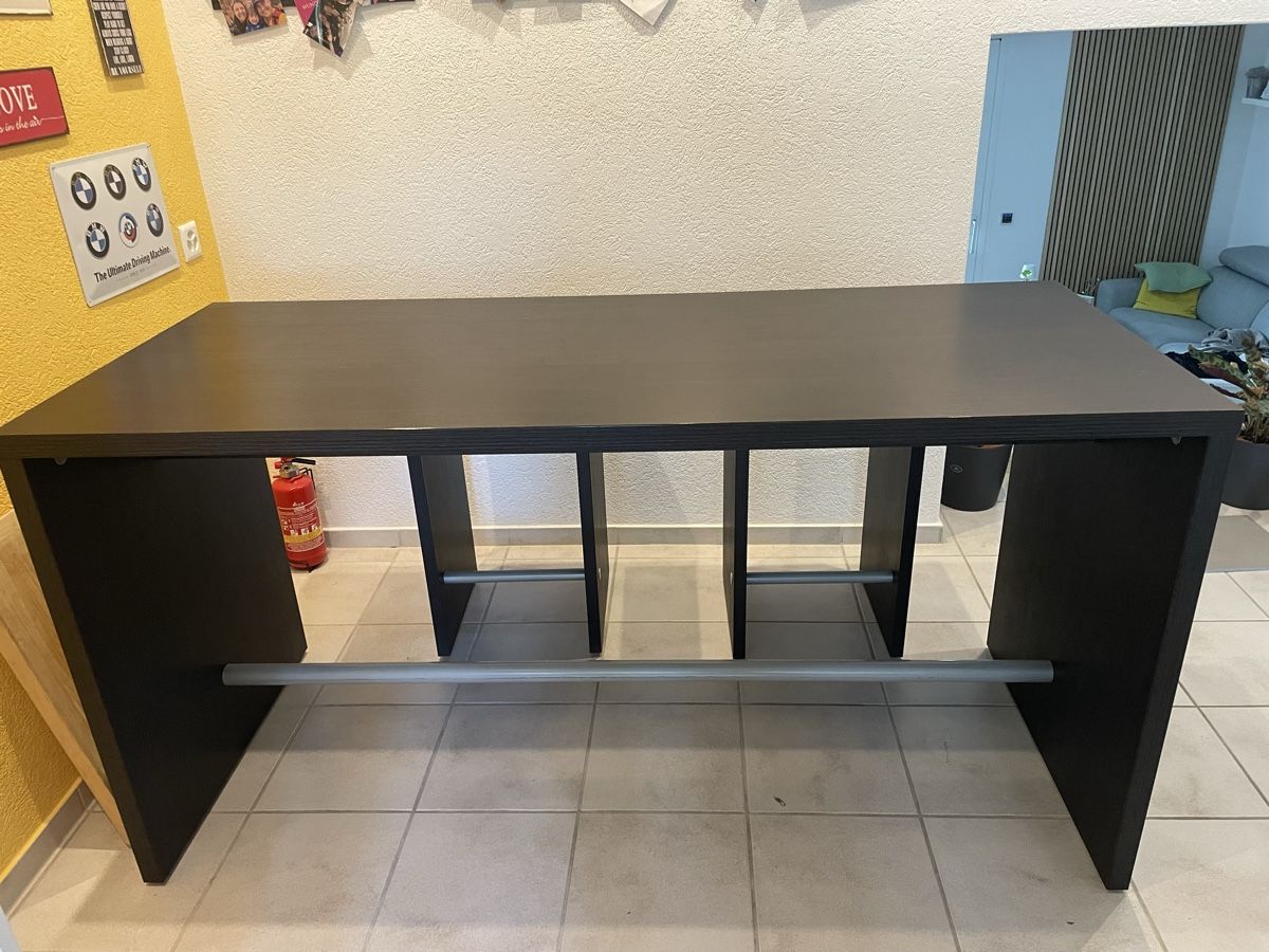 Tavoli: Bar/Stehtisch mit 4 passenden Hockern – Usato da Aesch ZH venduto da Apfelblau78 7