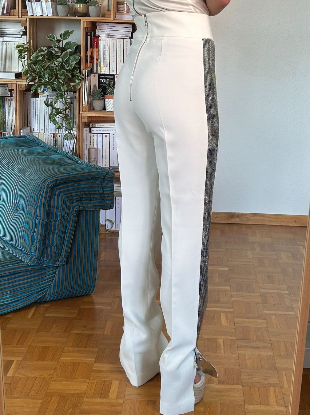 Hosen: Pantalon DAVID KOMA blanc bande sequins argentés – Gebraucht aus Geneve von Salomevergne 2