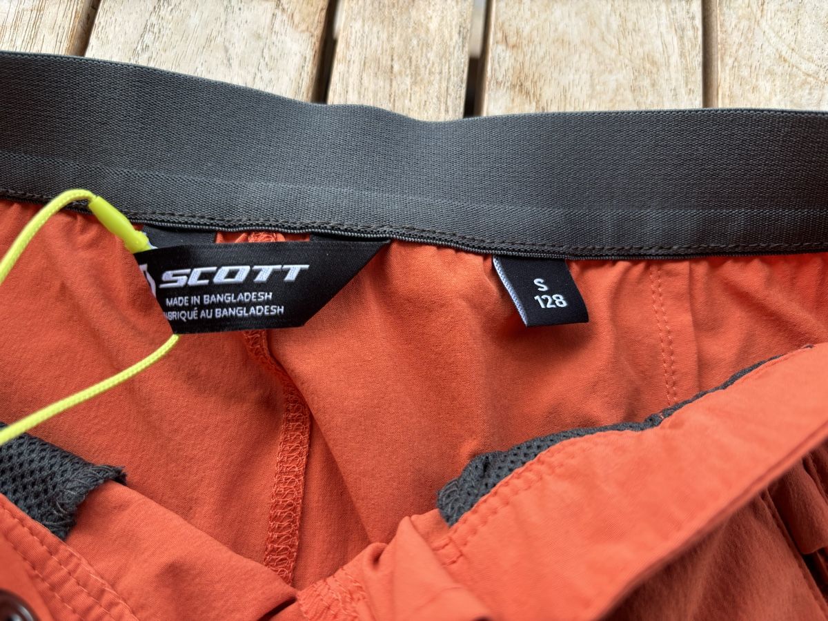 Scott Pantaloni: Bike-Shorts Scott Grösse 128 – Nuovo (secondo la descrizione) da Wichtrach venduto da Flaub 5