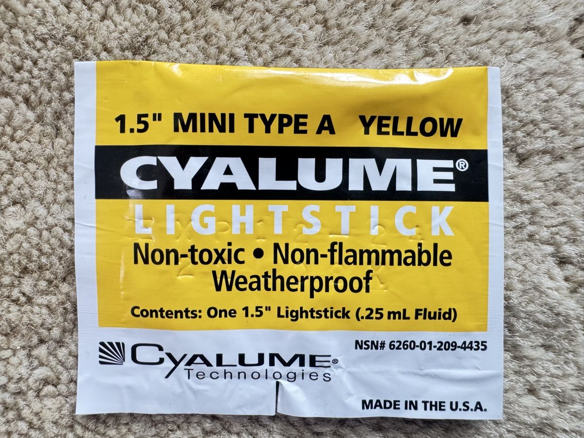 Lampen: 25x Cyalume lightstick mini yellow – Neu (gemäss Beschreibung) aus Massagno von ilm_vd96 1