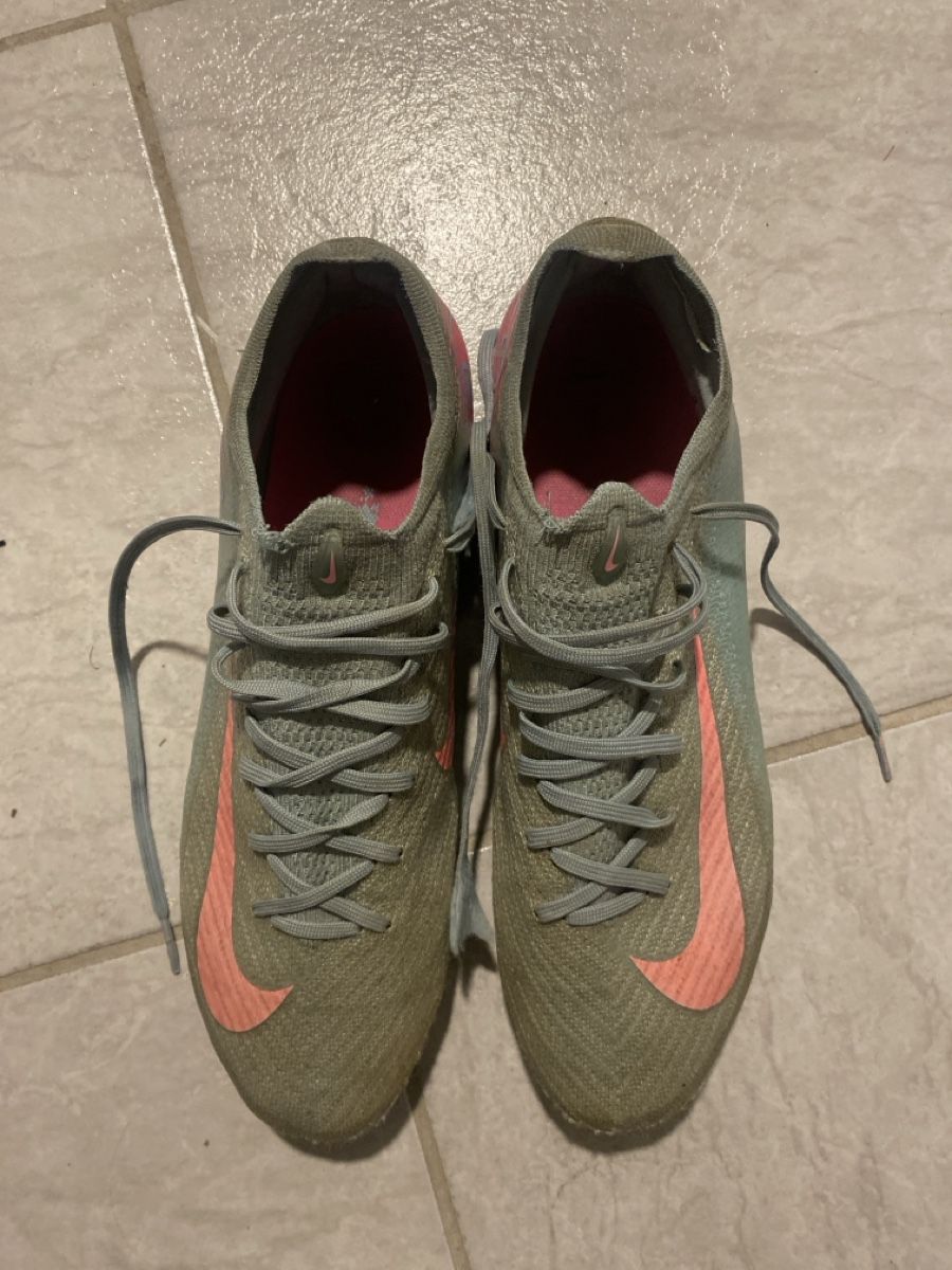 Scarpe da uomo: Fussballschuhe Gr. 44 – Usato da Wangen b. Olten venduto da janfon 2