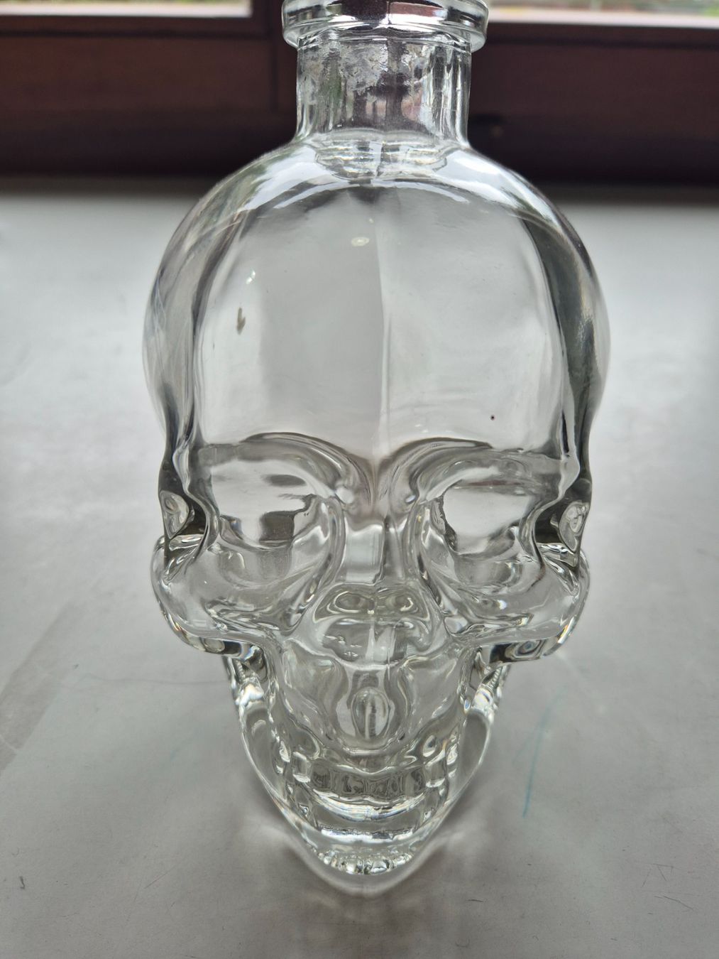 Altro in Stoviglie & Bicchieri: Totenkopf Flasche aus Glas – Usato da Winkel venduto da Heuresis