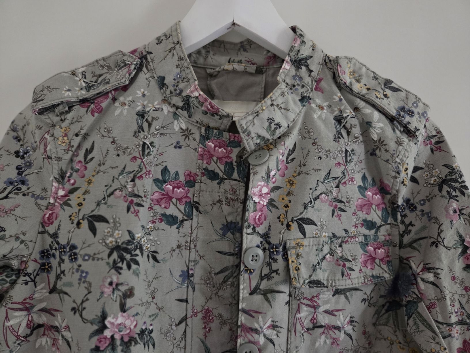 H&M Giacche: Jacke Sommer gr. 34 – Nuovo (secondo la descrizione) da Bronschhofen venduto da Katrusja 1