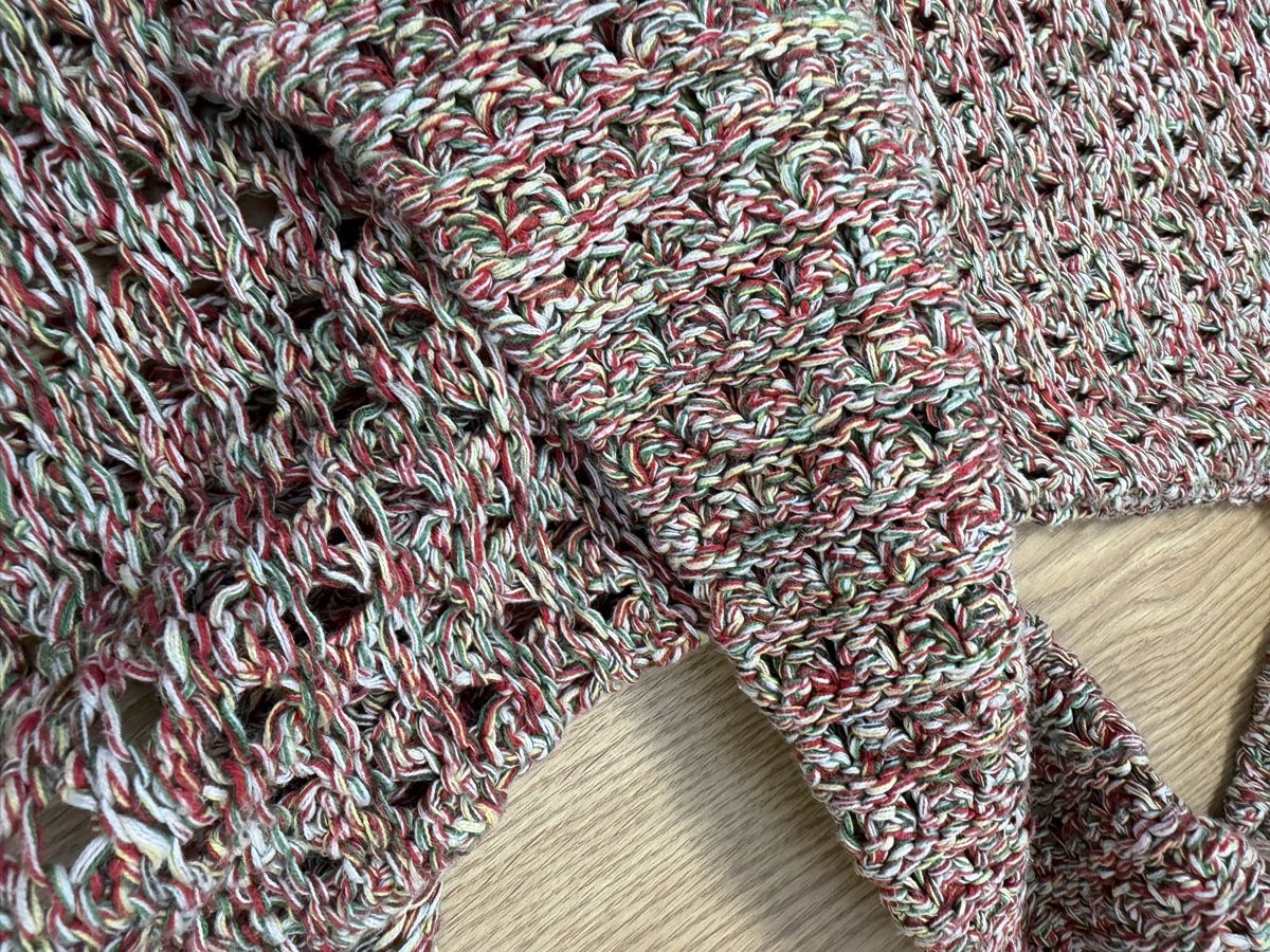 Maglioni & Felpe: Strickpullover Damen mehrfarbig – Usato da Knonau venduto da Grapesvintage 4