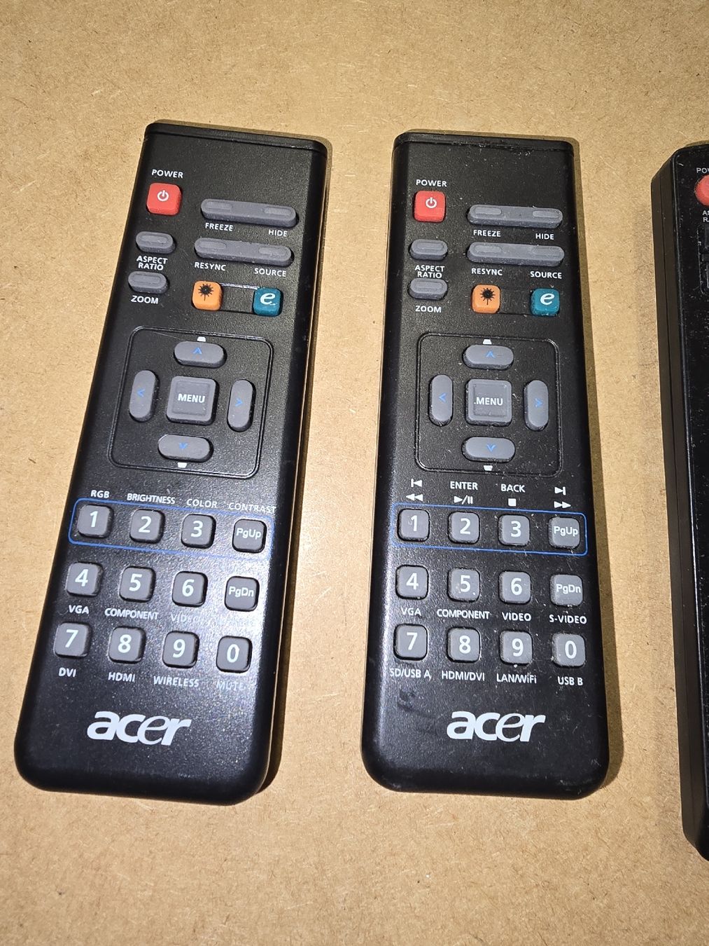 Telecomandi: Acer Beamer Fernbedienung – Usato da Lenzburg venduto da cameleoncolor 1