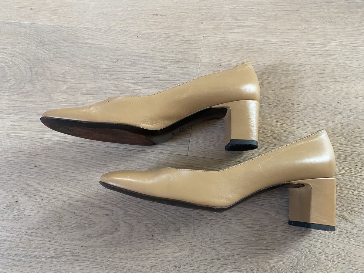 Bally Scarpe da donna: Beige Bally Pumps Grösse 37.5 – Usato da Winkel venduto da Flyhy2020 3
