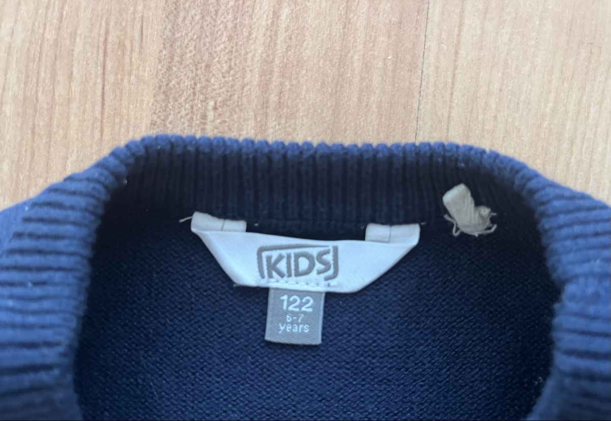Maglioni & Felpe: 2 Strickpullover Gr. 122/128, neuwertig – Usato da Münsingen venduto da Andrealie 1