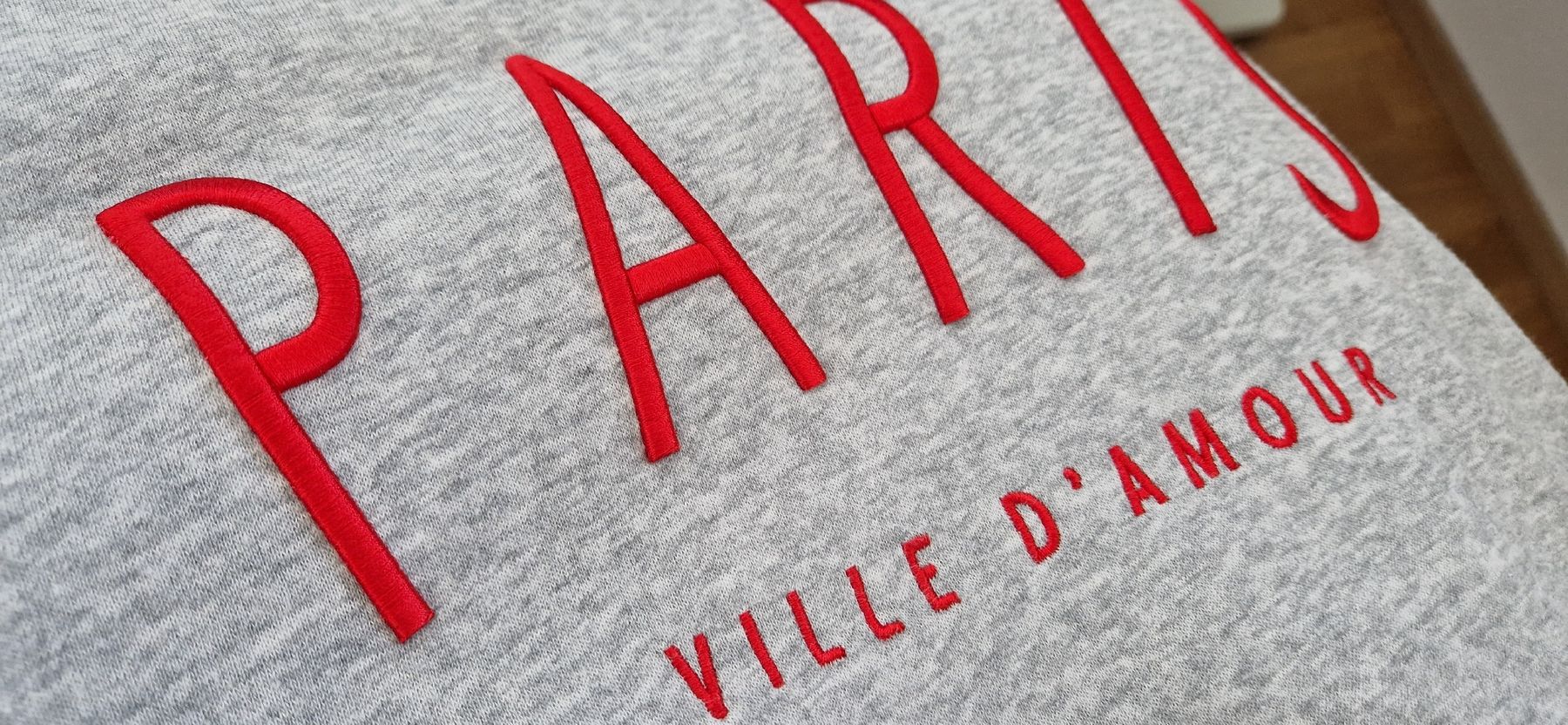 H&M Maglioni & Felpe: H&M Kaputzenpullover Hoodie Paris grau rot S – Usato da Zürich venduto da c.line89 4