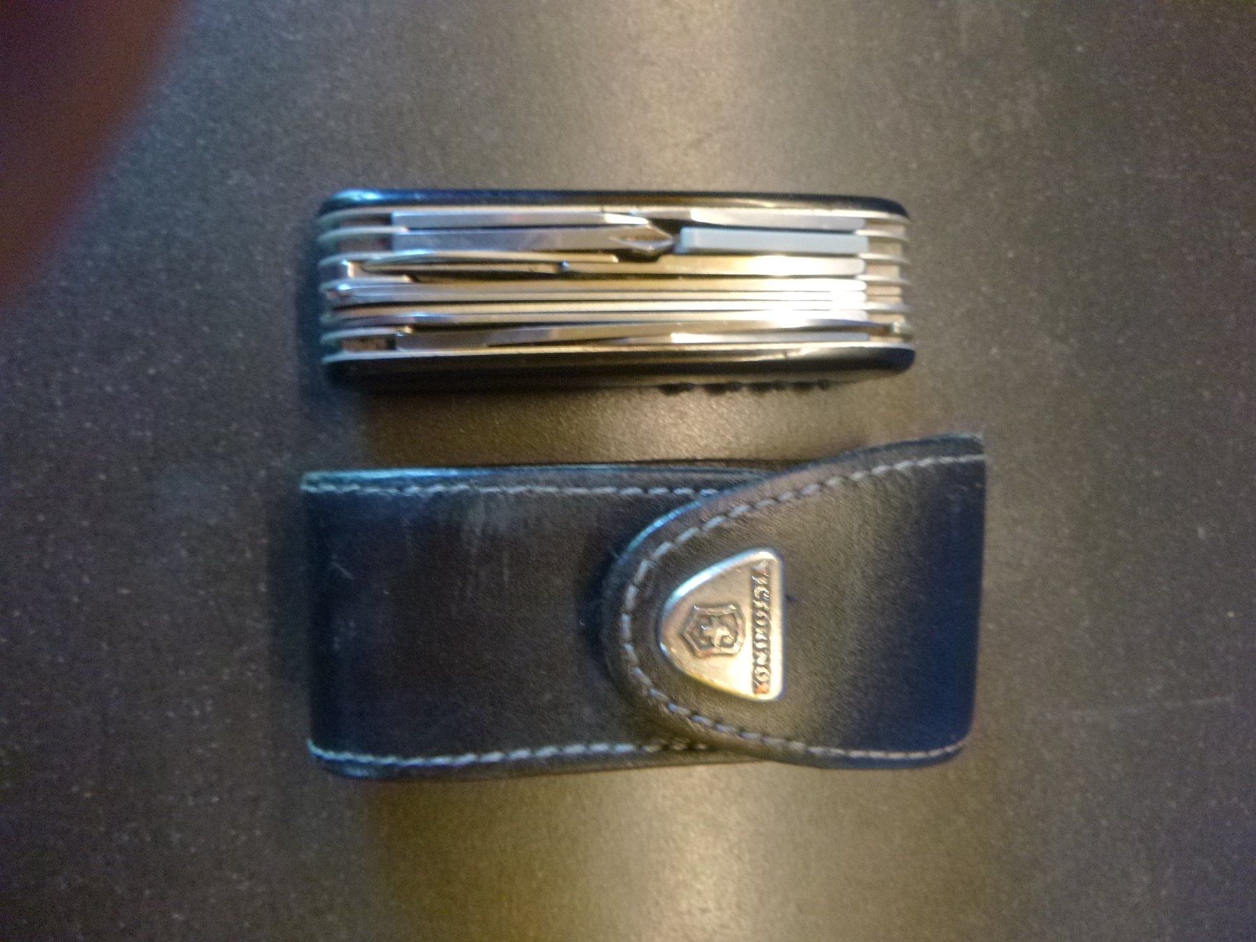 Victorinox Coltelli tascabile: Grosses Victorinox-Taschenmesser – Usato da Freudwil venduto da Traktor57 7