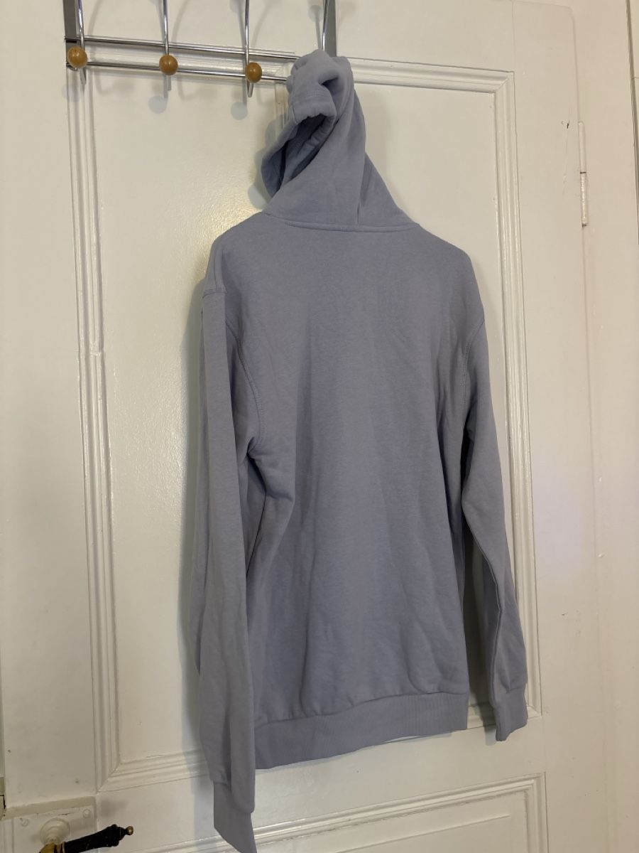 Pulls & Sweat-shirts: Pull à capuche gris  – D'occasion à La Chaux-de-Fonds par Crista-Line 2