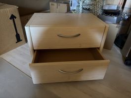 Nachttisch aus Holz (Massiv)
