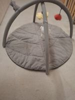 Spielmatte und Spielbogen für Babies