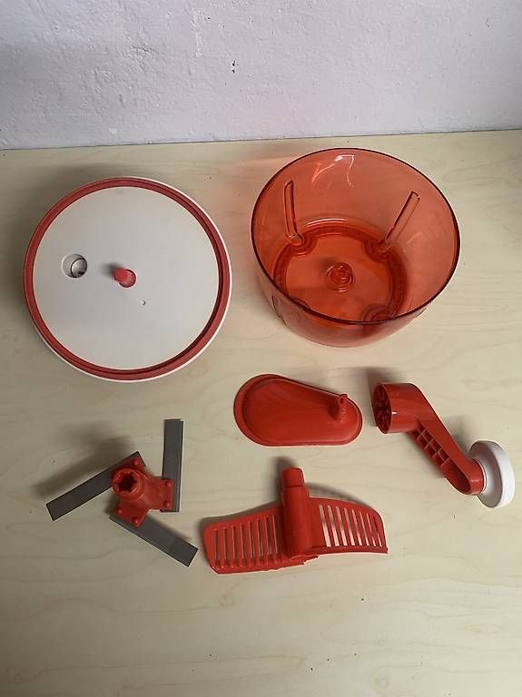 Elettrodomestici da cucina: Tupperware Zerkleinerer - Zwiebelschneider – Usato da Zofingen venduto da zofredam 1