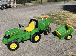 Kindertraktor John Deere mit Anhänger und Güllefassanhänger
