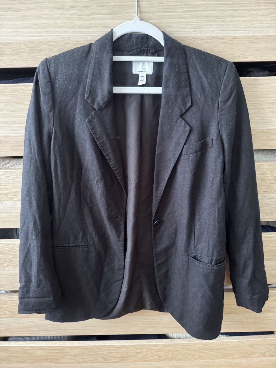 H&M Giacche: H&M black blazer – Usato da Zürich venduto da Lovelyperfumes