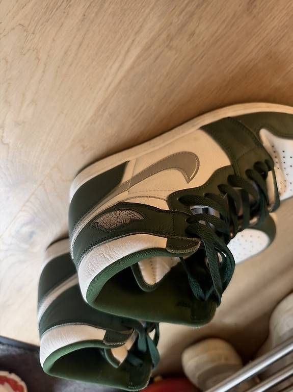 Scarpe da uomo: Jordan Schuhe neu – Nuovo e nell'imballaggio originale da Bern venduto da Finn_Zuercher69336 1