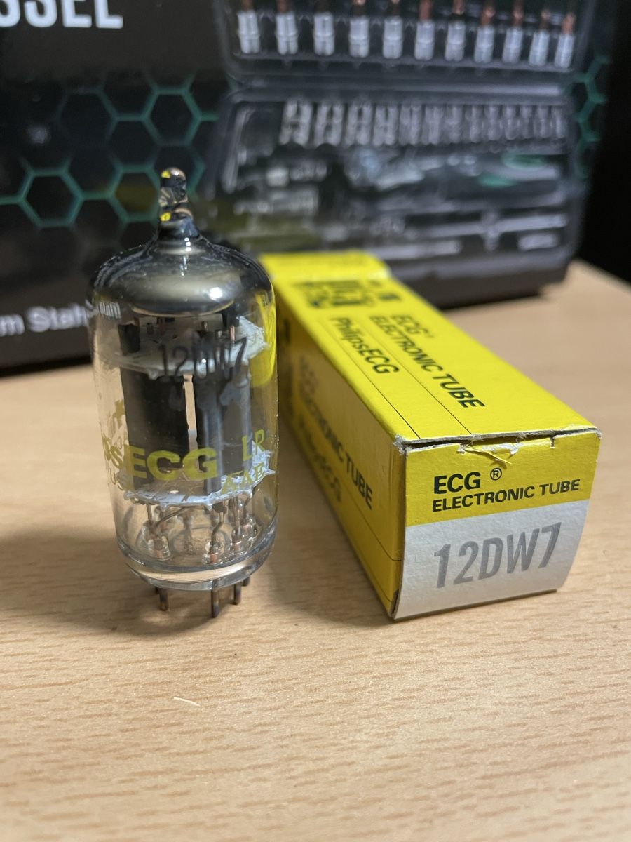 Radios: 12DW7 Sylvania – Neuf avec emballage d'origine à Oftringen par Jradioman
