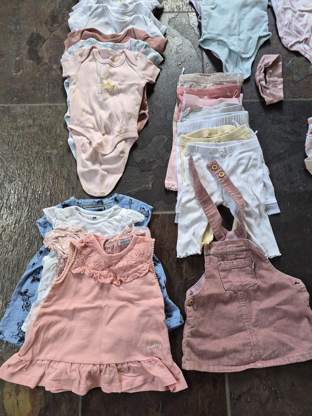 Lotti & Set di vestiti: Kleiderpaket Grösse 62 Sommer – Usato da Felsberg venduto da reb_9rpn 3