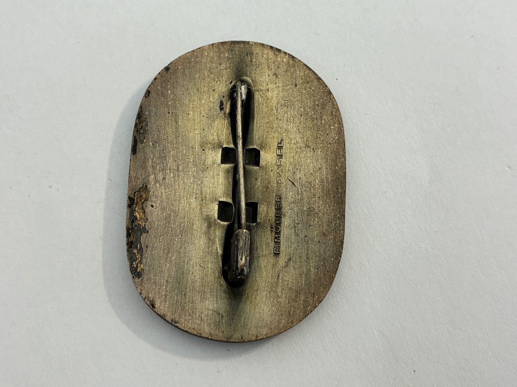 Placchette & Badge: Basler Silber-Fasnachtsplakette 1949 – Usato da Riehen venduto da freestyle_buttons 1
