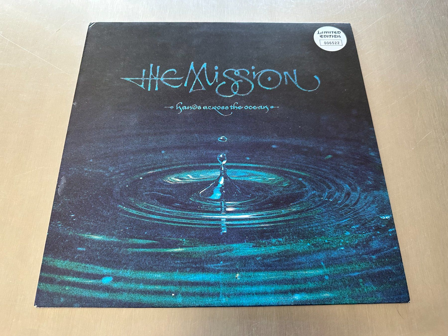 Dischi in vinile: THE MISSION 12 HANDS ACROSS THE OCEAN – Usato da Sion venduto da jaipur1401