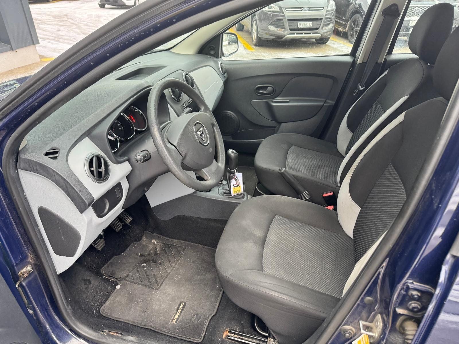 Dacia Automobili: Dacia Sandero 1.2 75 55KW – Usato da Couvet venduto da Geiser-Automobiles 5