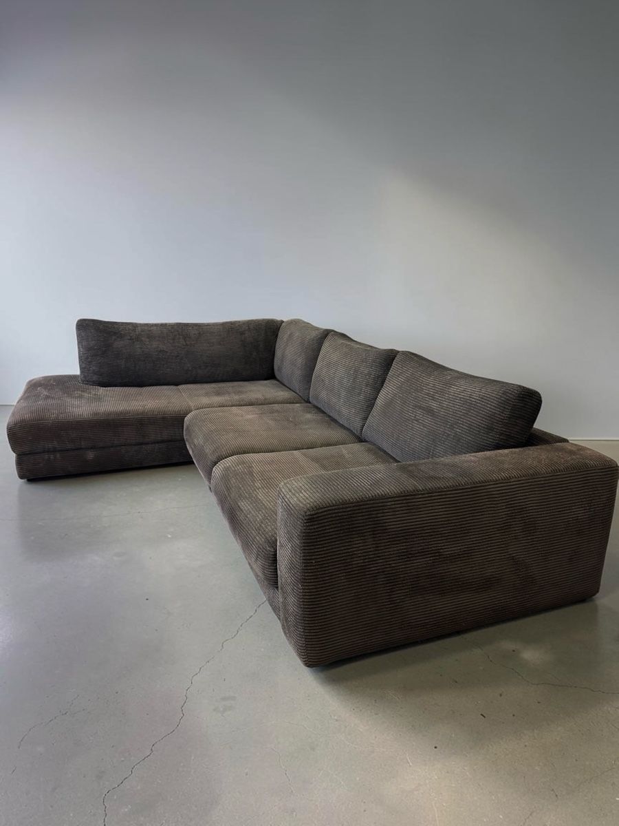 Pfister Divani: Pfister-Ecksofa, dunkelgrauer Cord – Usato da Bachenbülach venduto da Sofalab.swiss 1