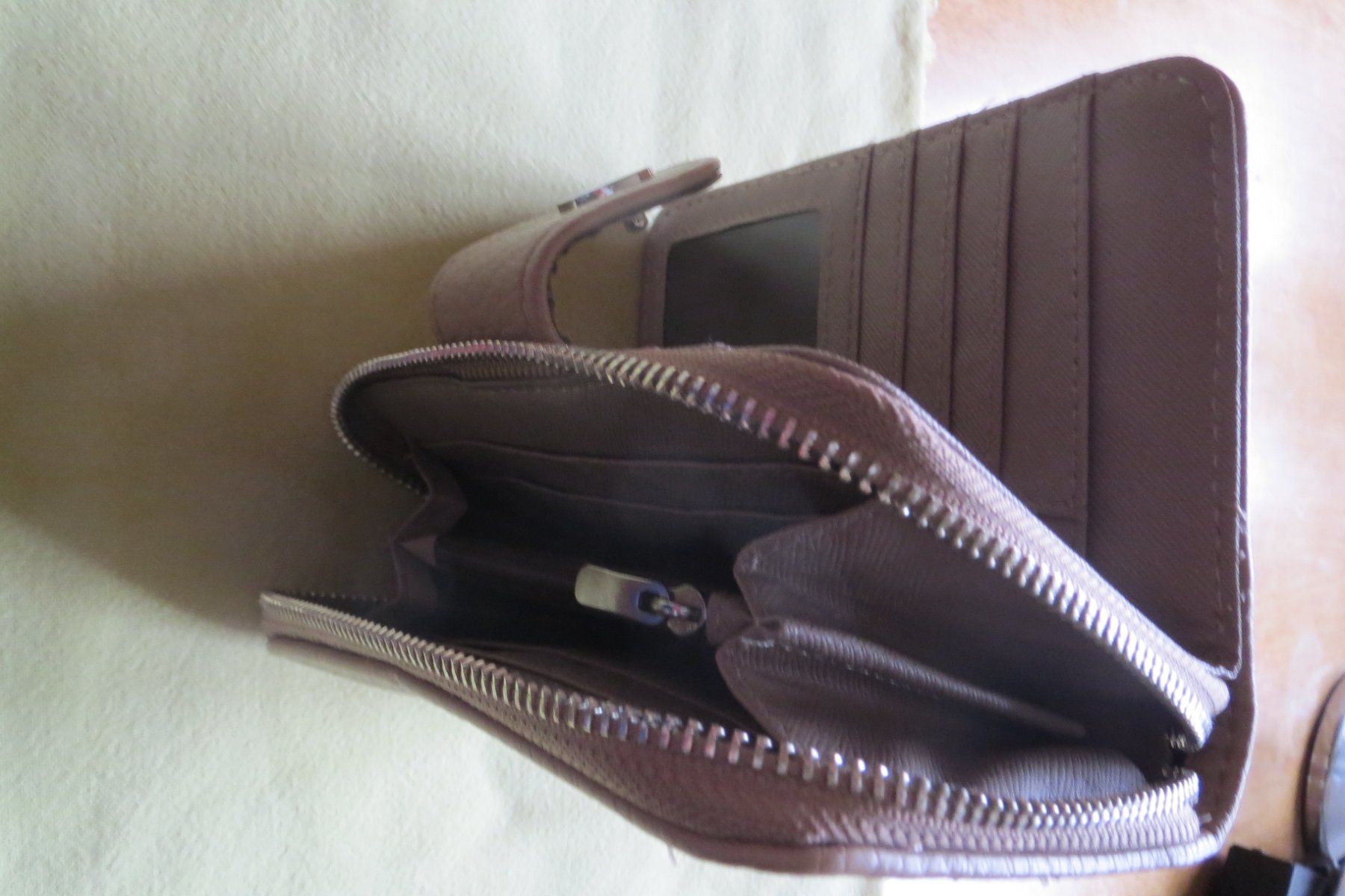 Portamonete: Portemonnaie beige ESLEE – Nuovo (secondo la descrizione) da Herisau venduto da fan_h9qj 3