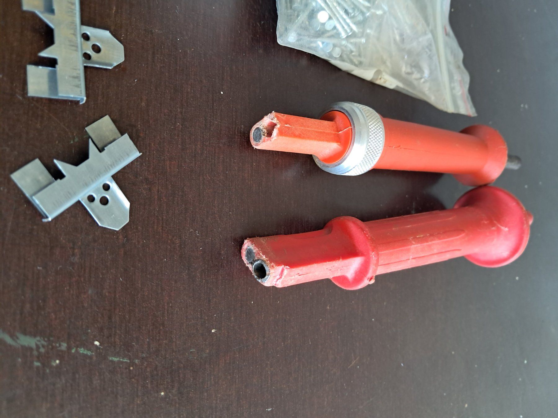 Quincaillerie: Clips pour lames – D'occasion à moutier par Dupont50 5