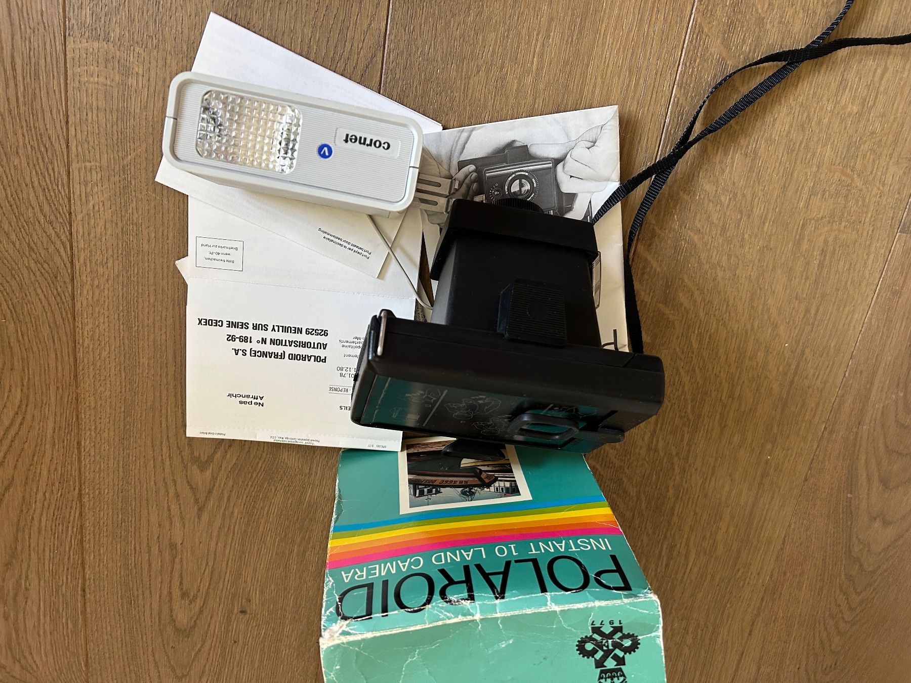 Polaroid Kamera: Polaroid Cornet Blitzgerät Kamera Instant 10 Land Camera – Gebraucht aus Rorschach von schastje 1