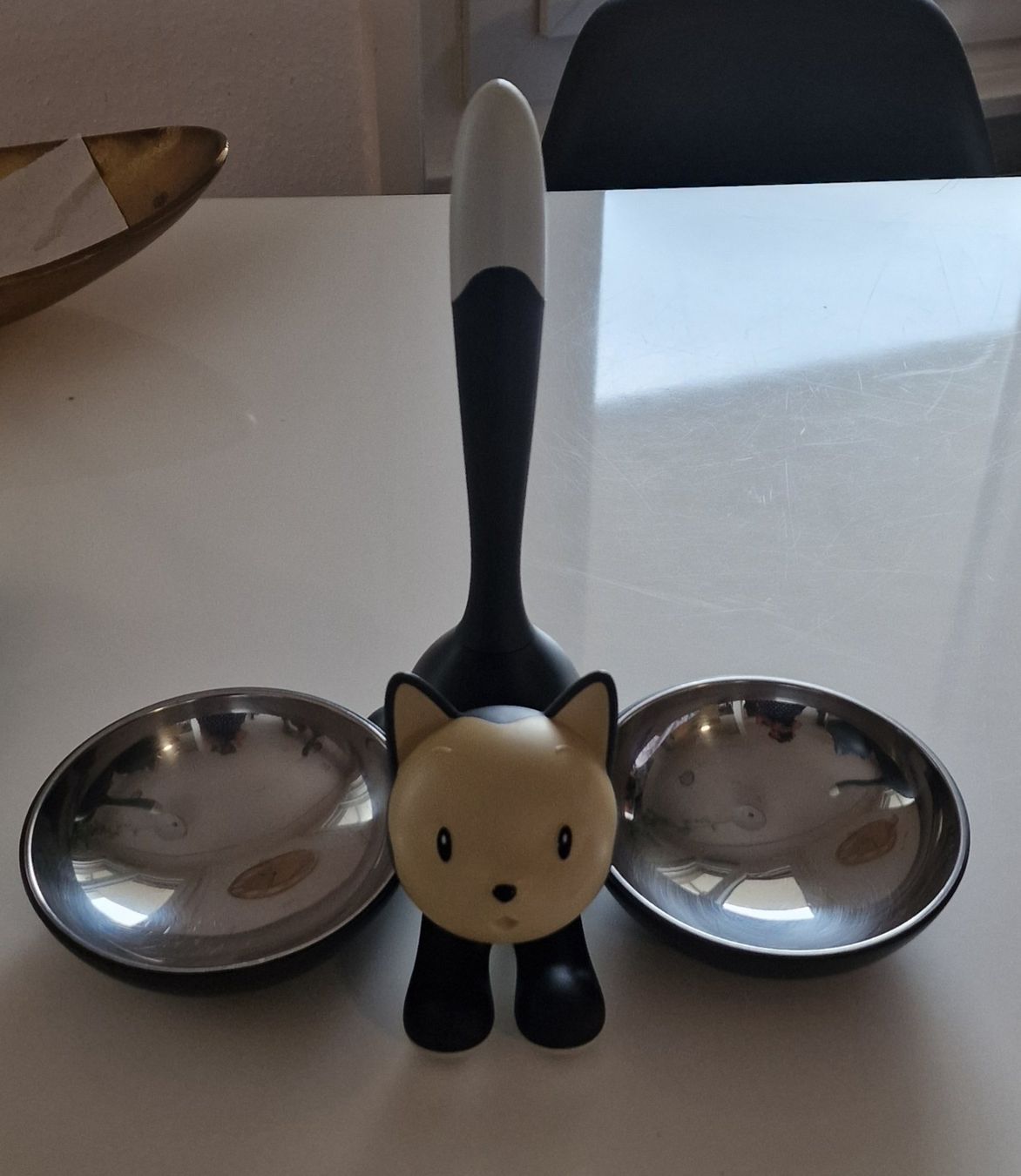 Mangimi: Gamelle chat – Usato da Lausanne venduto da Mamouche8