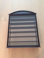 Wall-mounted showcase / Vitrine murale / Wandschaukasten