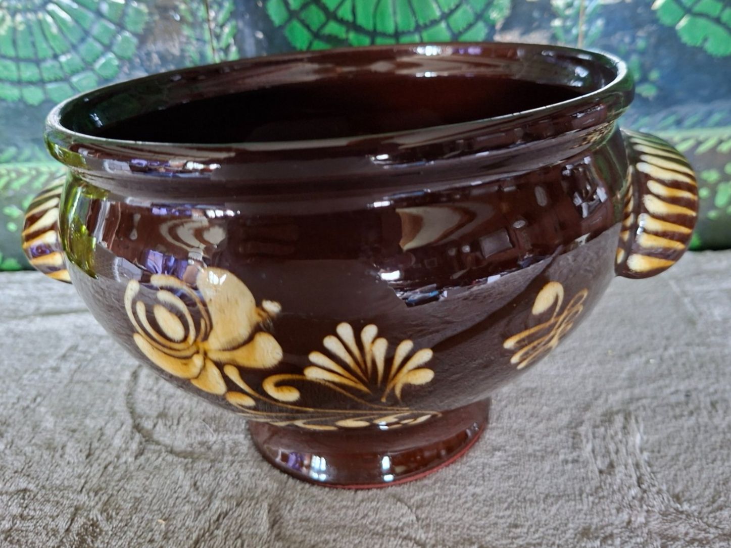 Ciotole: Handgemachte Keramikschüssel mit Blumenmuster, ein Hingucker – Usato da Otelfingen venduto da silver-moon 1