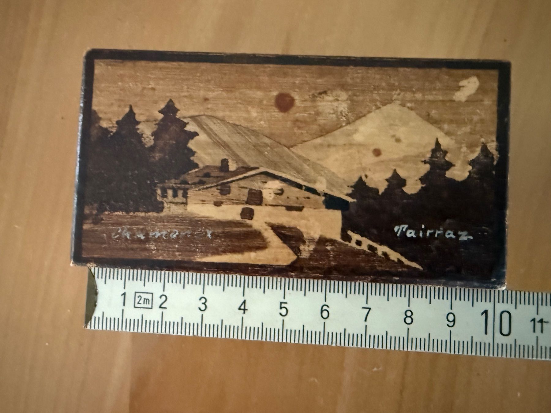 Altri accessori per francobolli: HOLZDOSE  BRIEFMARKENDOSE CHAMONIX  PAIRRAZ  HANDARBEIT – Usato da Subingen venduto da ArtBead 5