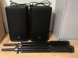 Mackie Thrash 212 Aktiv Boxen (inkl. Ständer und Kabel)