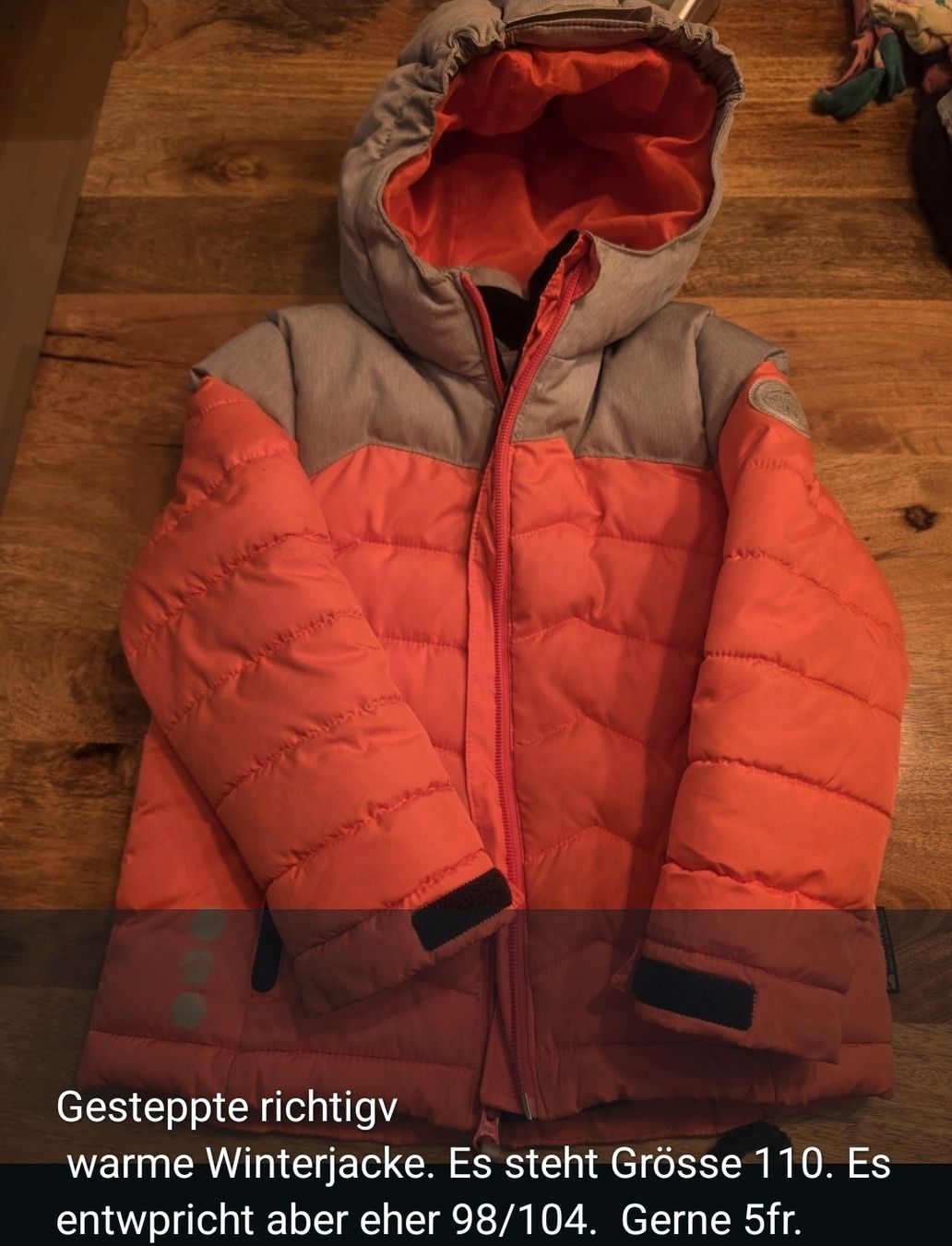 Lotti & Set di vestiti: Kleiderpacket Winter mit Jacke 98/104 – Usato da Sursee venduto da Charly-Sarah 1