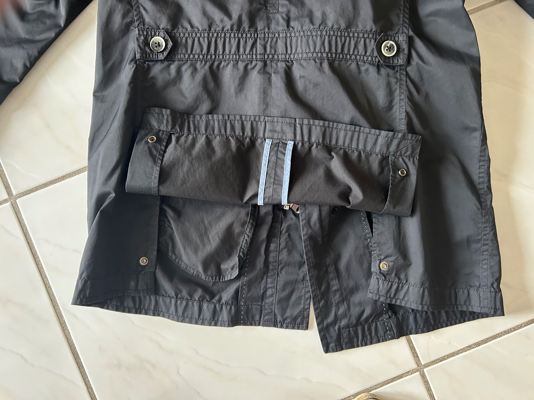 Hugo Boss Giacche: Wunderschöne Herren BOSS Uebergangsjacke – Usato da Gutenswil venduto da walker60 4