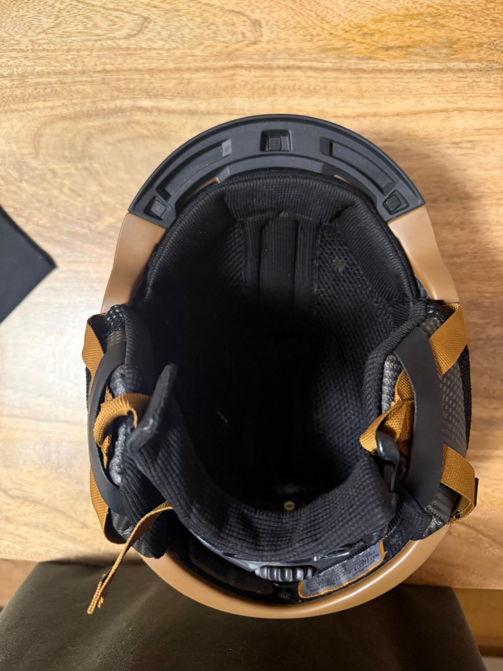 Giro Caschi: Skihelm Giro M – Usato da Valbella venduto da ladinamalaer 3