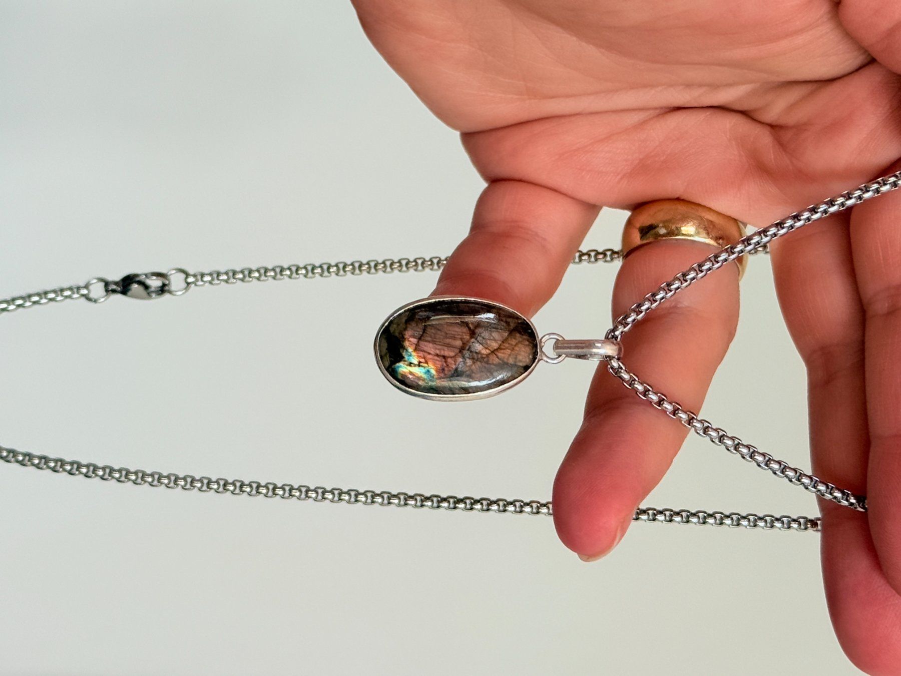 Catenine: Fashionable labradorite necklace – Nuovo e nell'imballaggio originale da Genève venduto da AGBERG 7