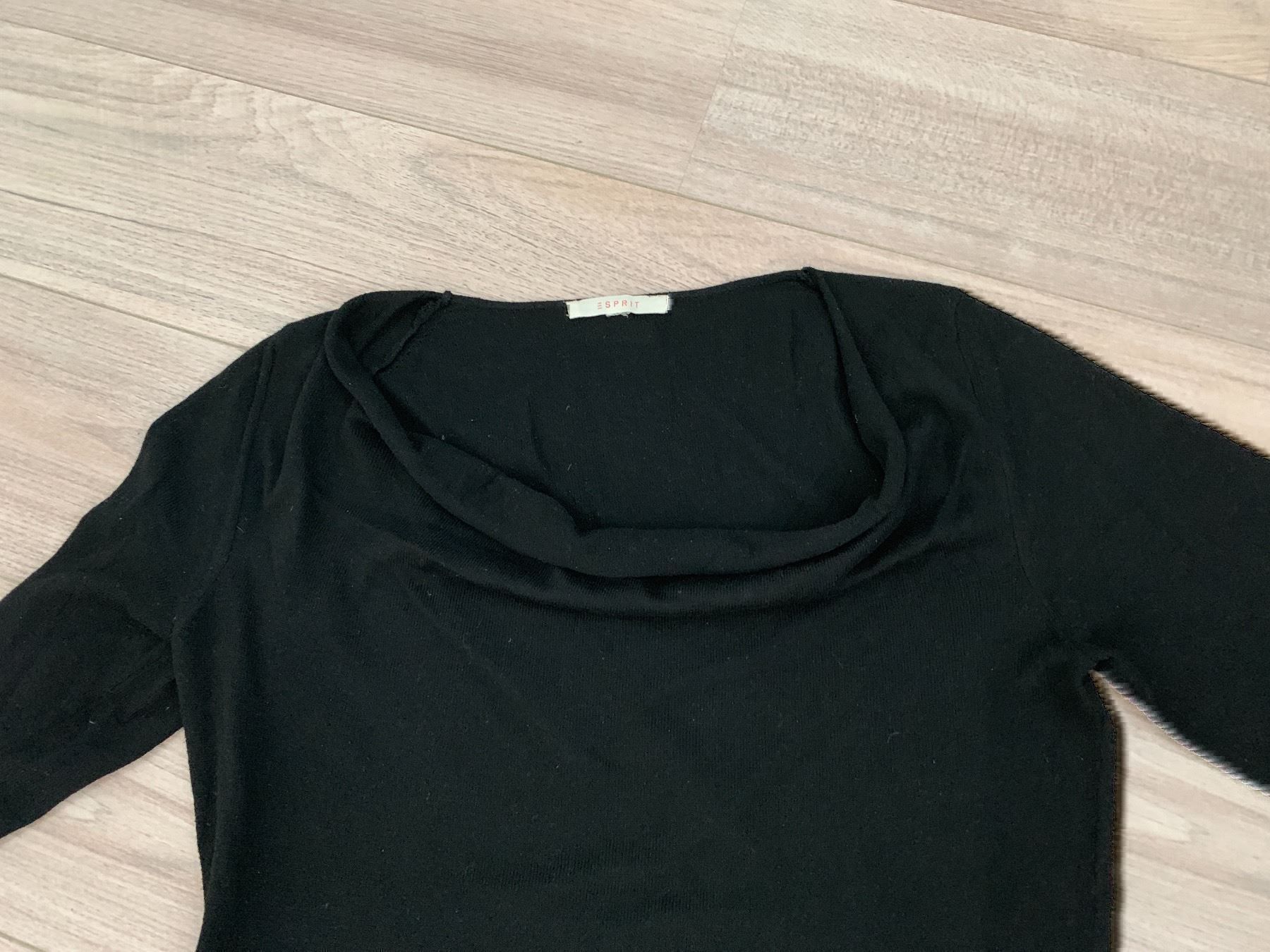 Maglioni & Felpe: ESPRIT Pullover schwarz Gr. M – Usato da Bonstetten venduto da VCLS 1