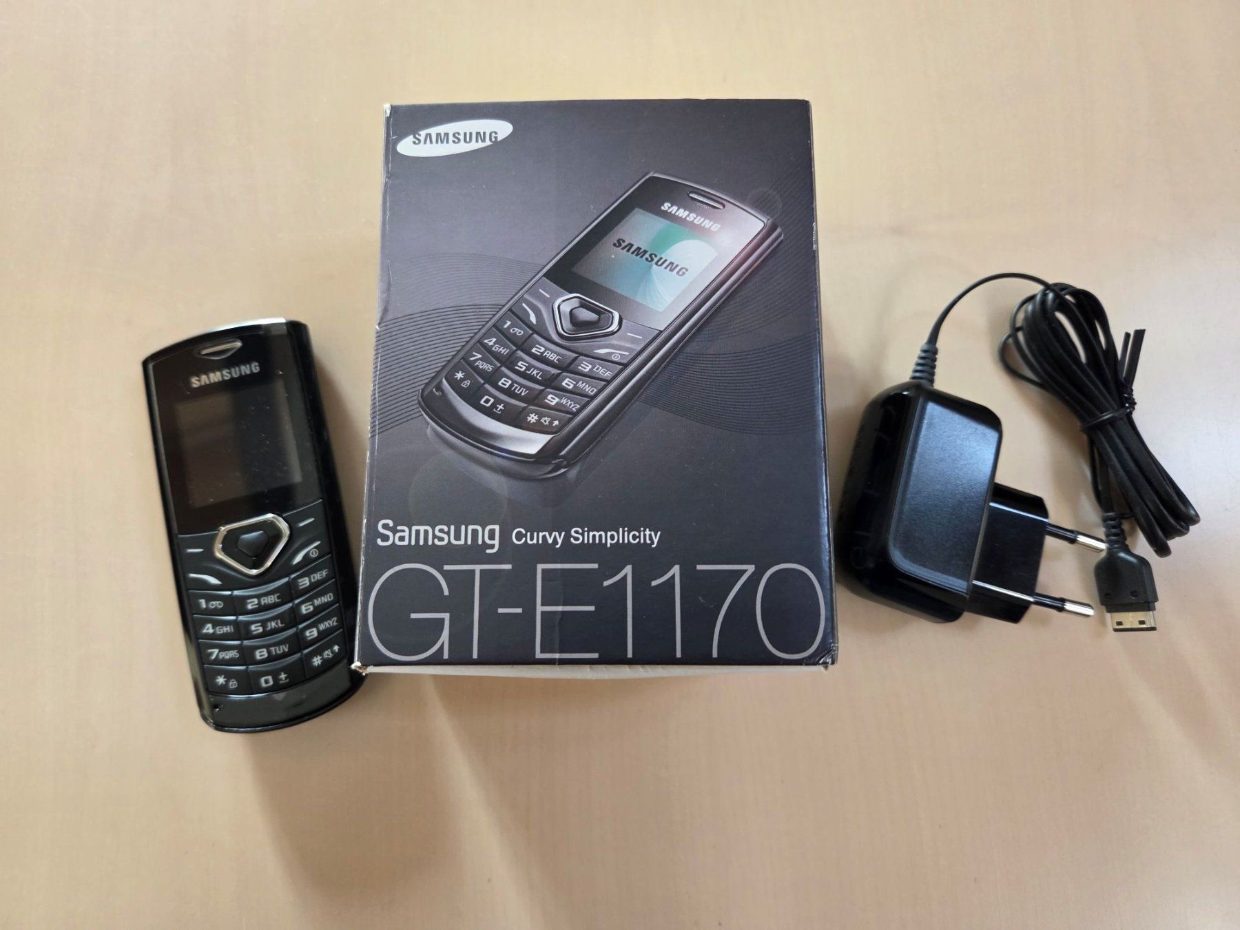 Samsung Telefoni cellulari / Smartphones: Samsung GT-E1170  -  NEU ! – Nuovo (secondo la descrizione) da Fribourg venduto da vcos1700