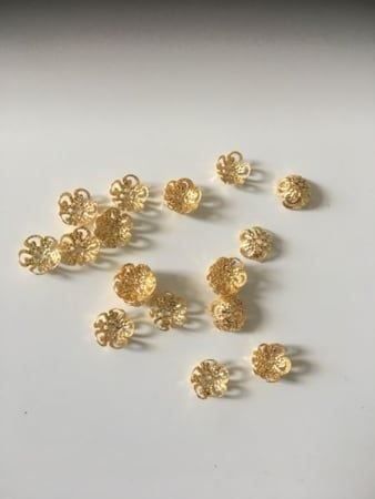 Tutte le decorazioni: Kelche aus Silber oder Gold Farbe – Nuovo e nell'imballaggio originale da Buchrain venduto da Sisi83 2